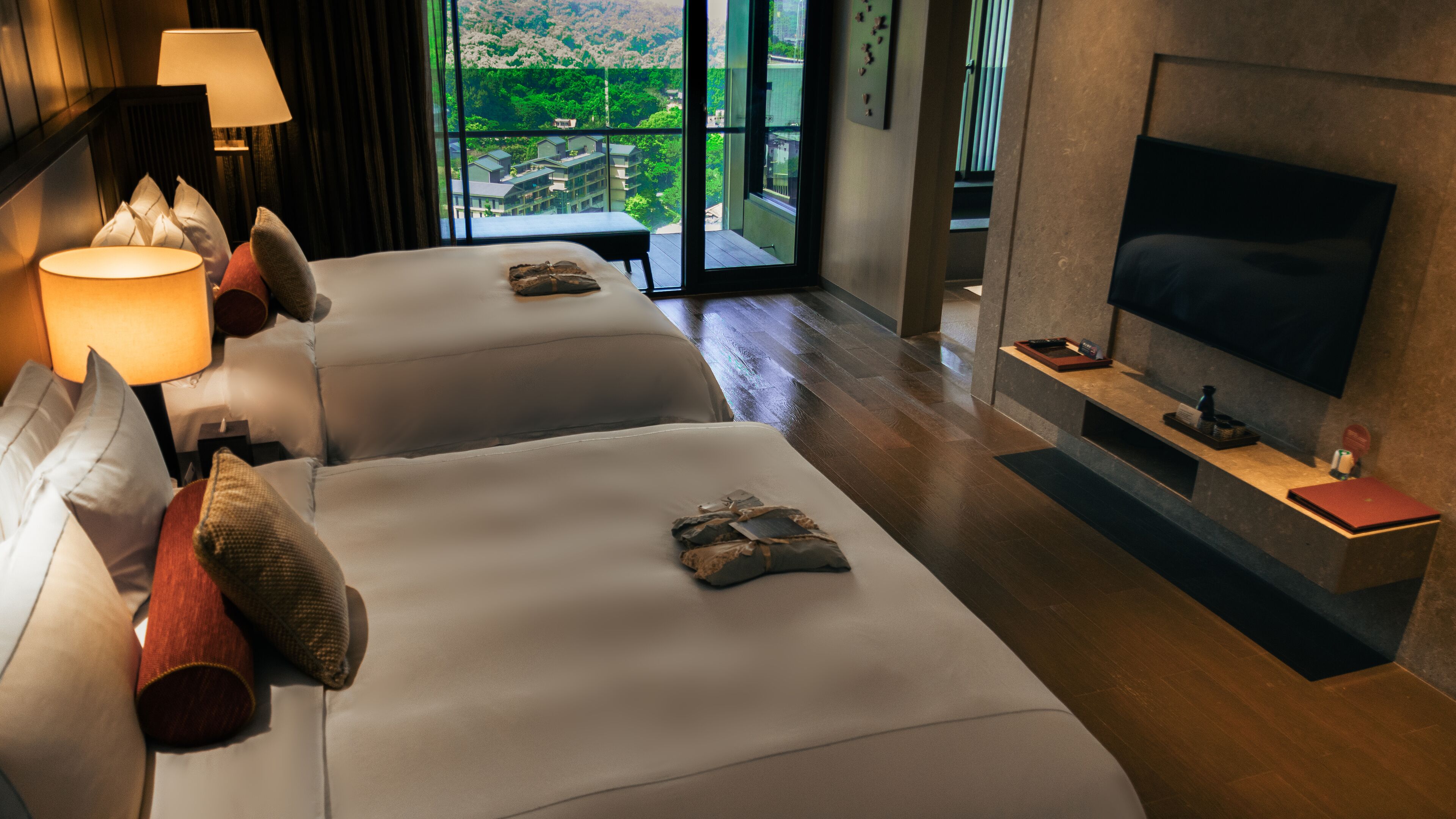 you-ya family room | 1 bedroom, minibar, in-room safe, blackout curtains