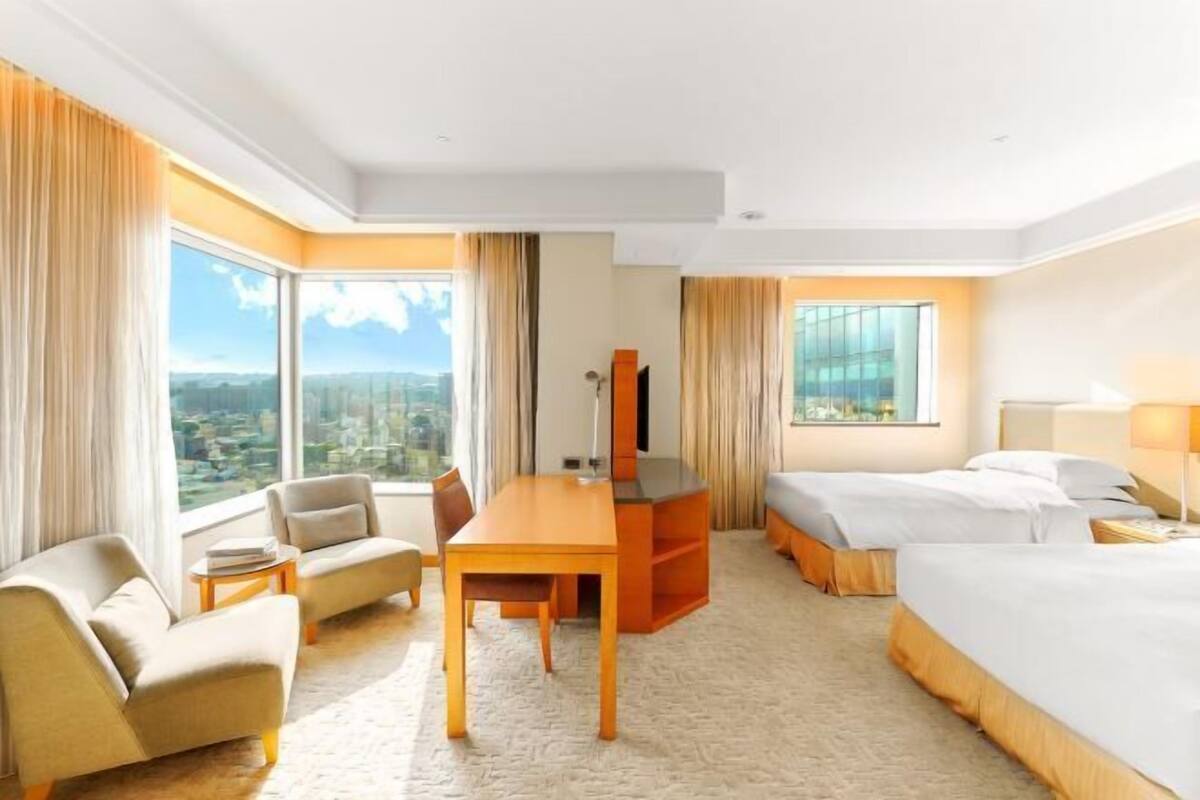 Premium bedding, down comforters, pillowtop beds, in-room safe