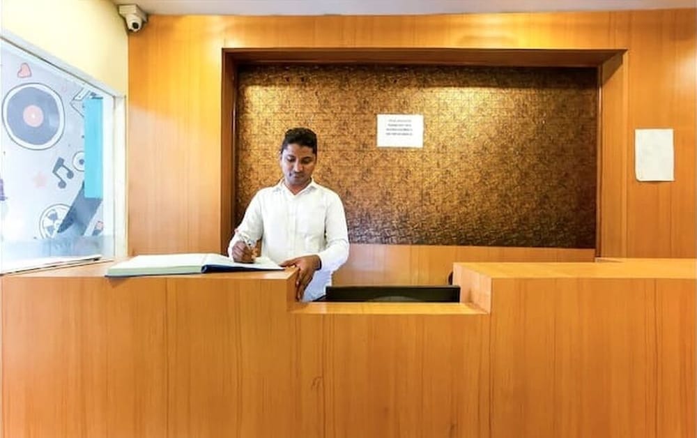 Red Palm Residency by null