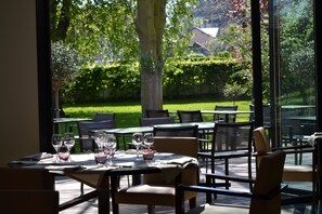 2 Restaurants, Frühstück