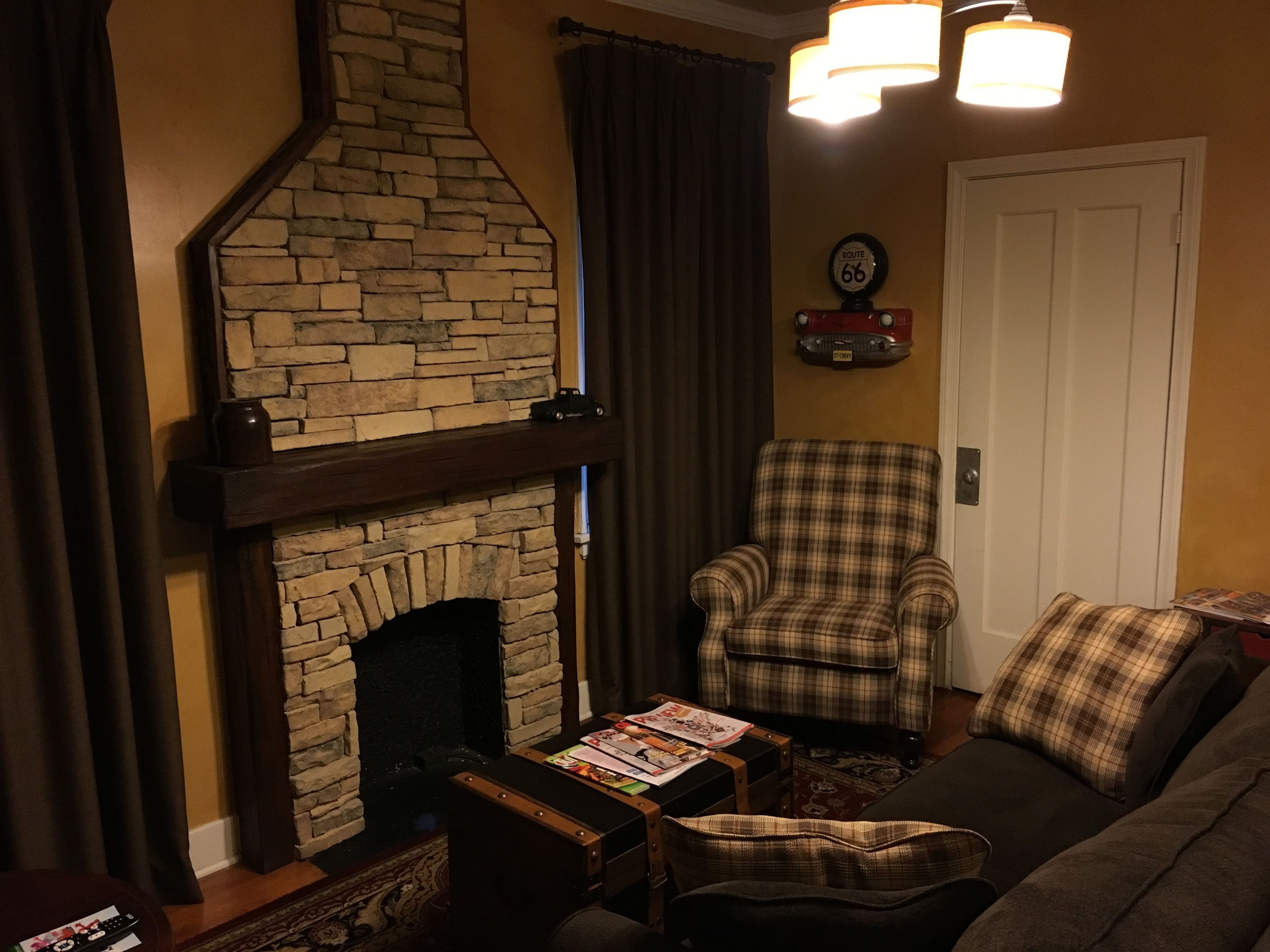 40-inch lcd tv with cable channels, tv, ipod dock