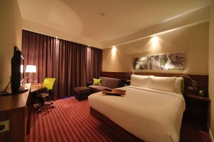 Room, 1 Queen Bed with Sofa bed | In-room safe, soundproofing, iron/ironing board, free cribs/infant beds