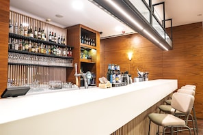 Bar (on property) - Hampton by Hilton Swinoujscie (Swinoujscie)