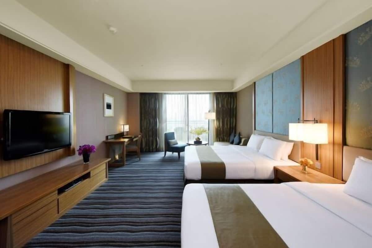 Minibar, in-room safe, blackout drapes, iron/ironing board