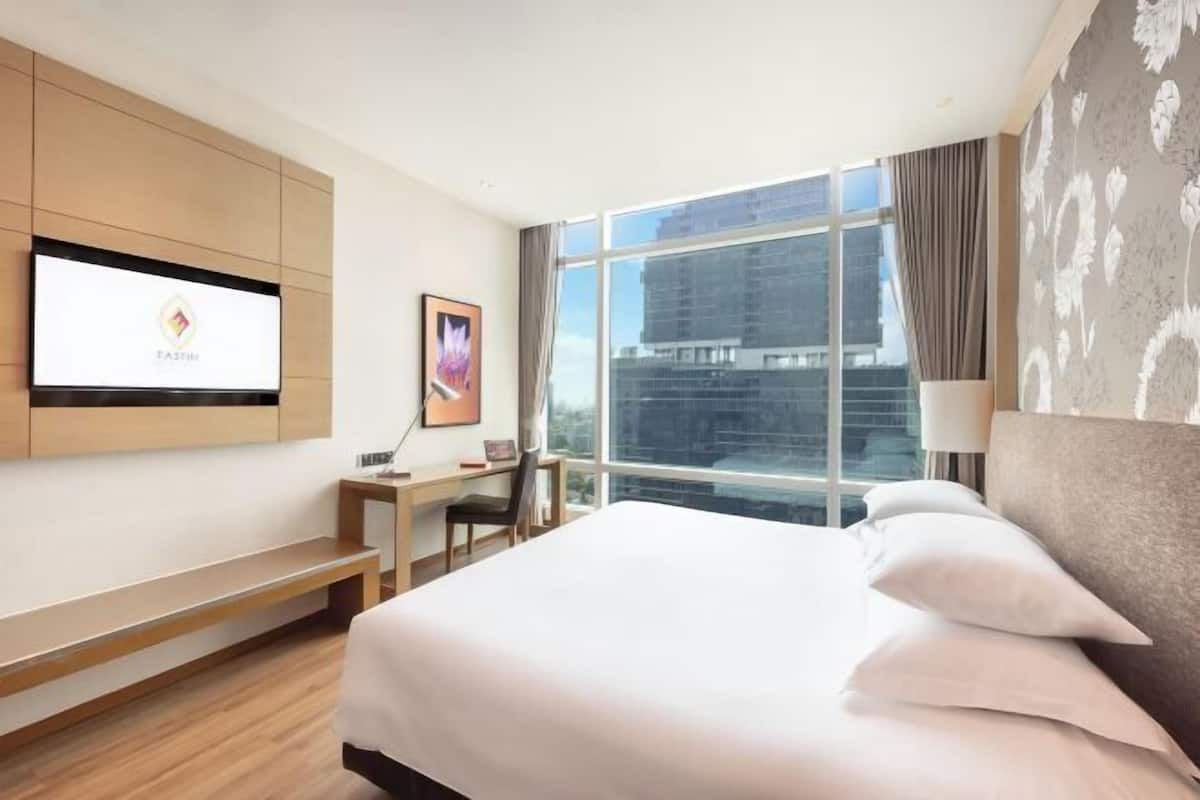 1 Schlafzimmer, hochwertige Bettwaren, Minibar, Zimmersafe