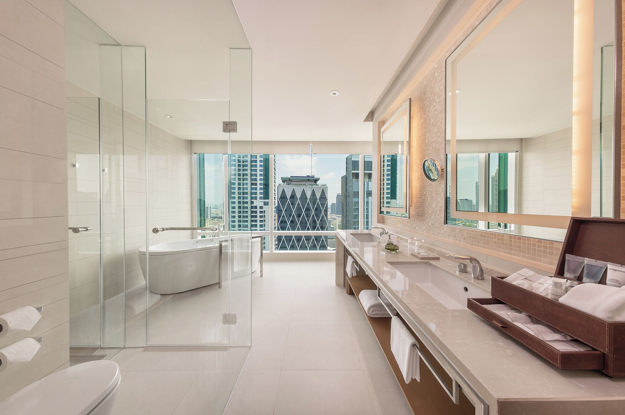 Photo - Eastin Grand Hotel Sathorn