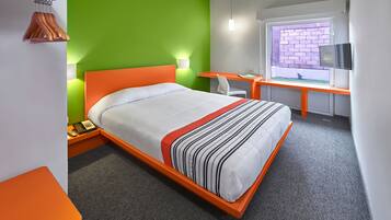 Desk, iron/ironing board, free WiFi, bed sheets