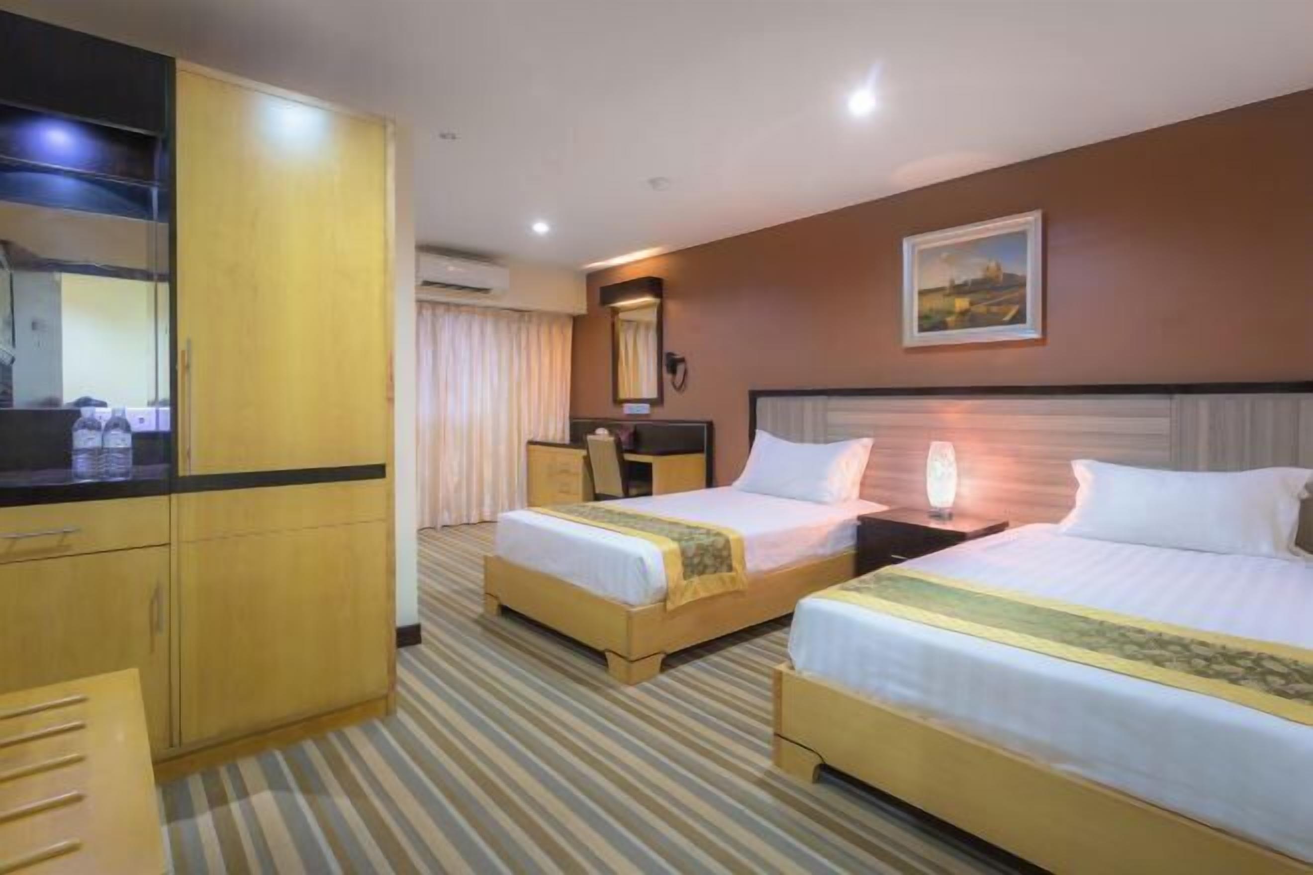 羽絨被、迷你吧、房內夾萬、獨特設計