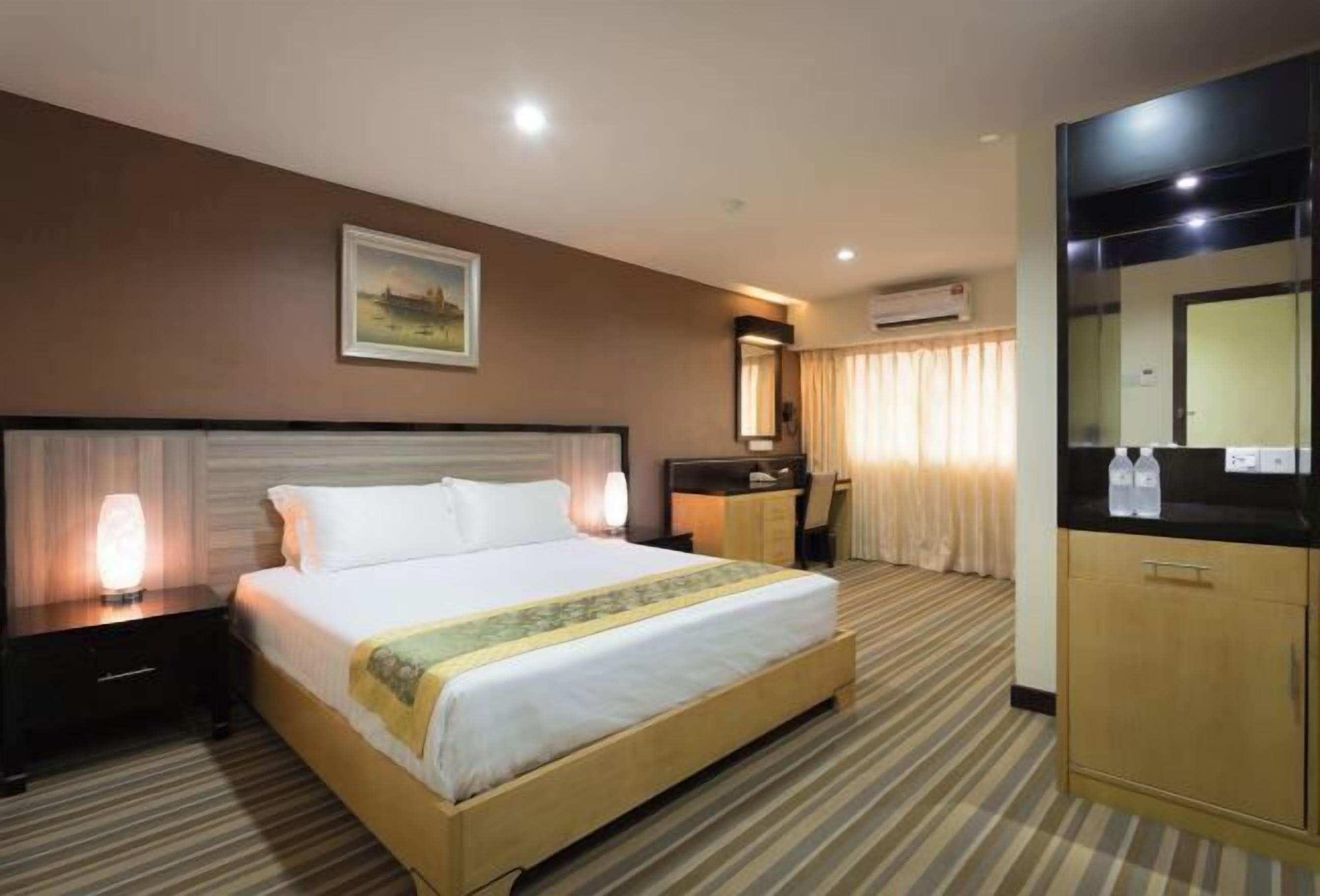 羽絨被、迷你吧、房內夾萬、獨特設計