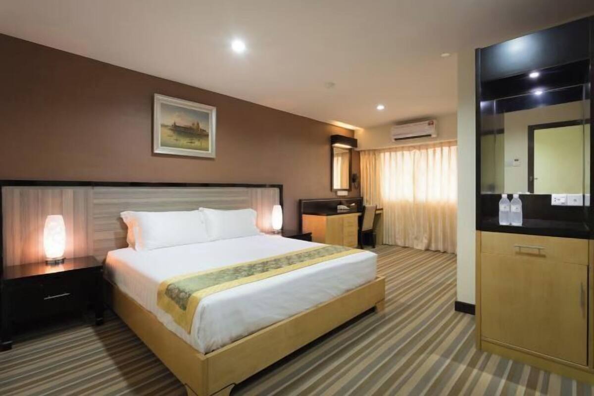 Couette en duvet d'oie, minibar, coffres-forts dans les chambres, bureau