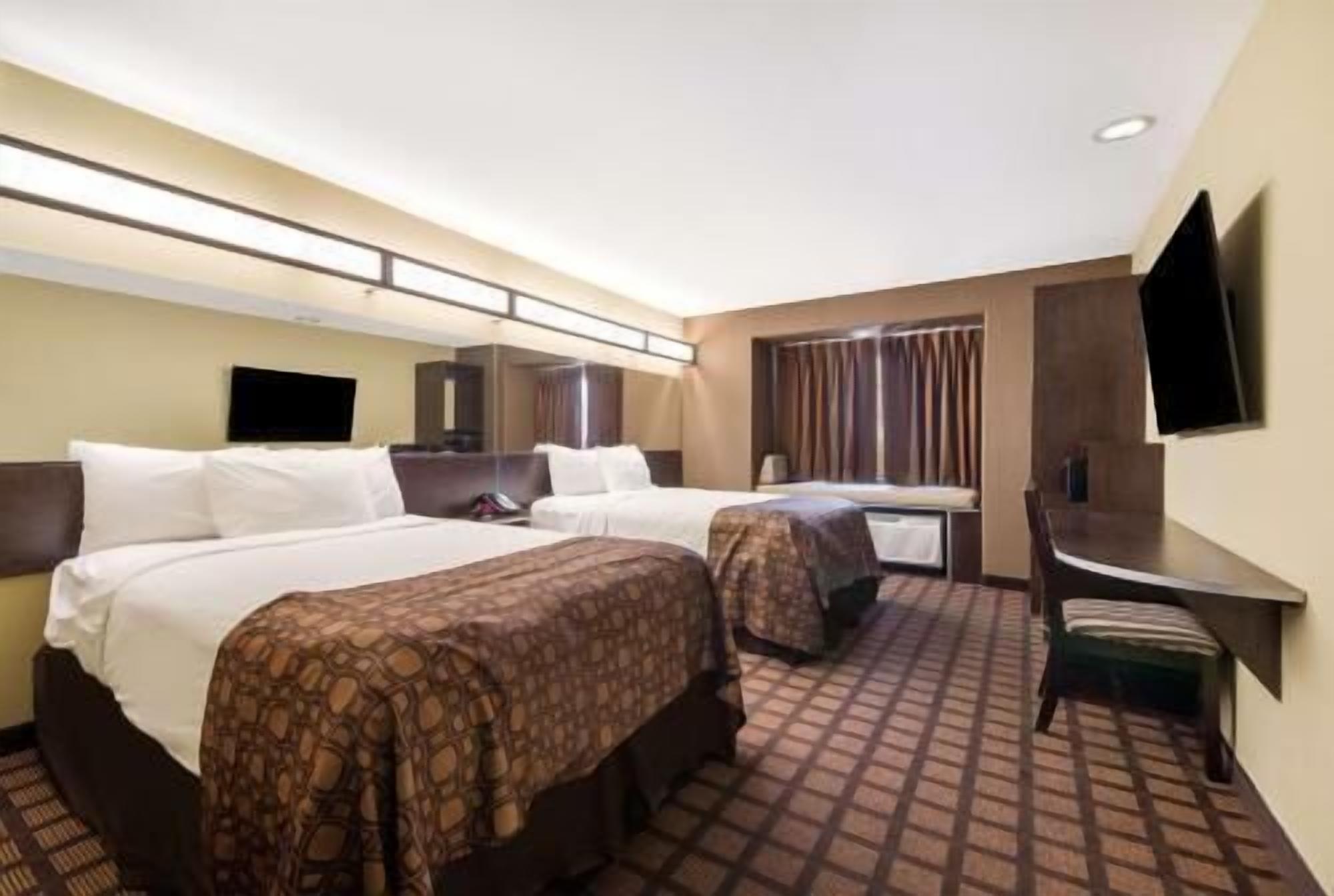 In-room safe, desk, laptop workspace, iron/ironing board