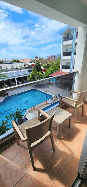 In-room safe, free cots/infant beds, WiFi, bed sheets