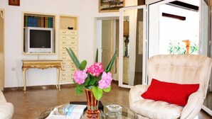 Ảnh chưa phân loại, 2 trong số 43 ảnh, nút