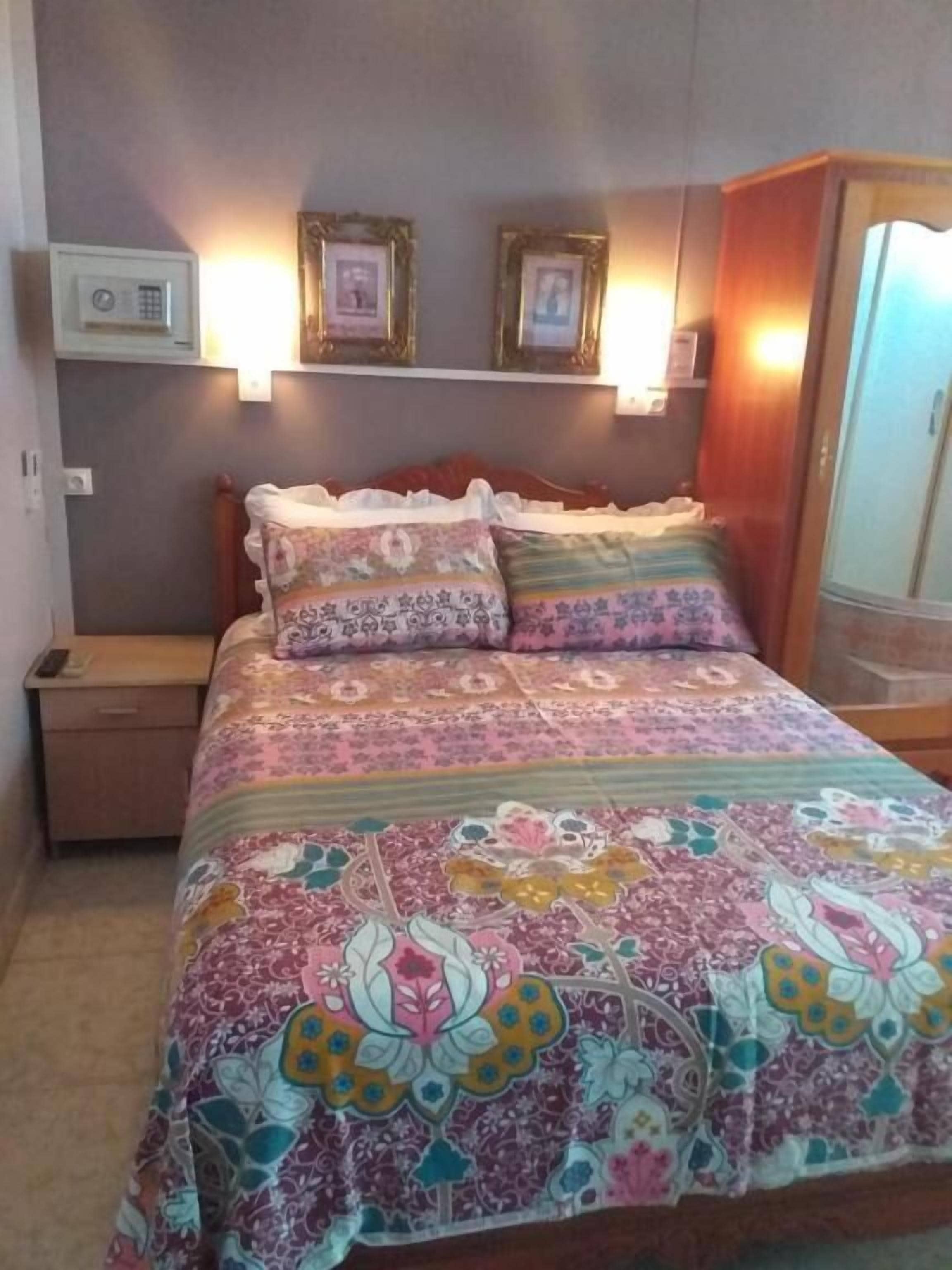 In-room safe, iron/ironing board, free WiFi, bed sheets