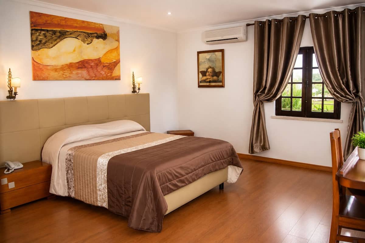 Standard Double Room, Garden View | Premium bedding, memory foam beds, in-room safe, blackout drapes
