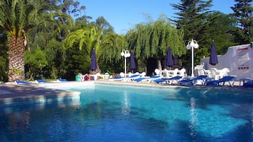 2 outdoor pools, pool umbrellas, pool loungers