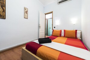 Departamento estándar, 4 habitaciones, cocina | 3 habitaciones, ropa de cama de alta calidad y edredón