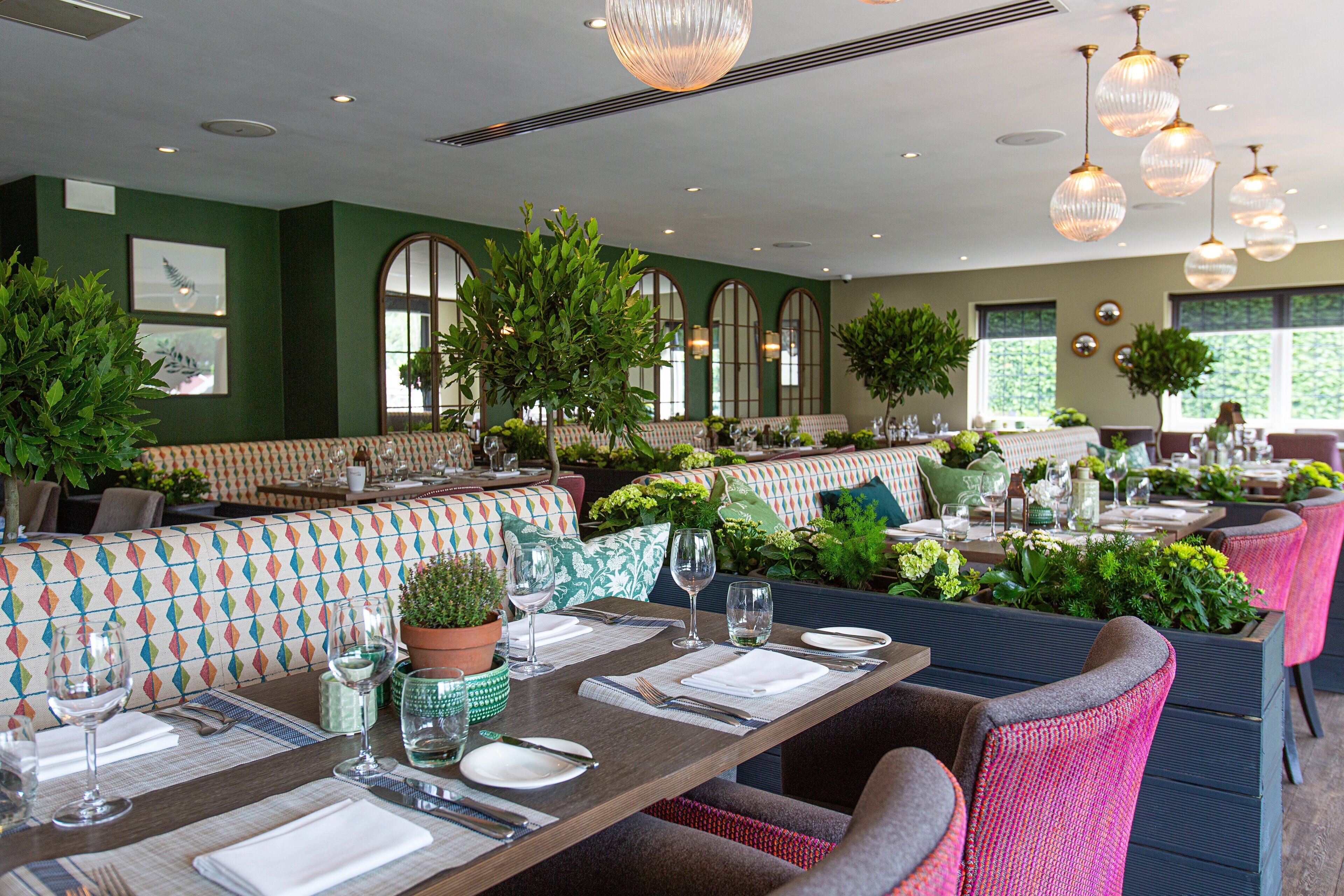 breakfast, lunch, dinner served; garden views