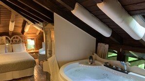 Loftsleilighet, spabadekar