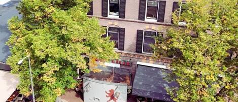 Fachada de la propiedad