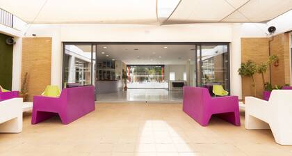 Albergue Inturjoven Sevilla - Hostel