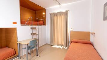 Cots/infant beds, rollaway beds, bed sheets