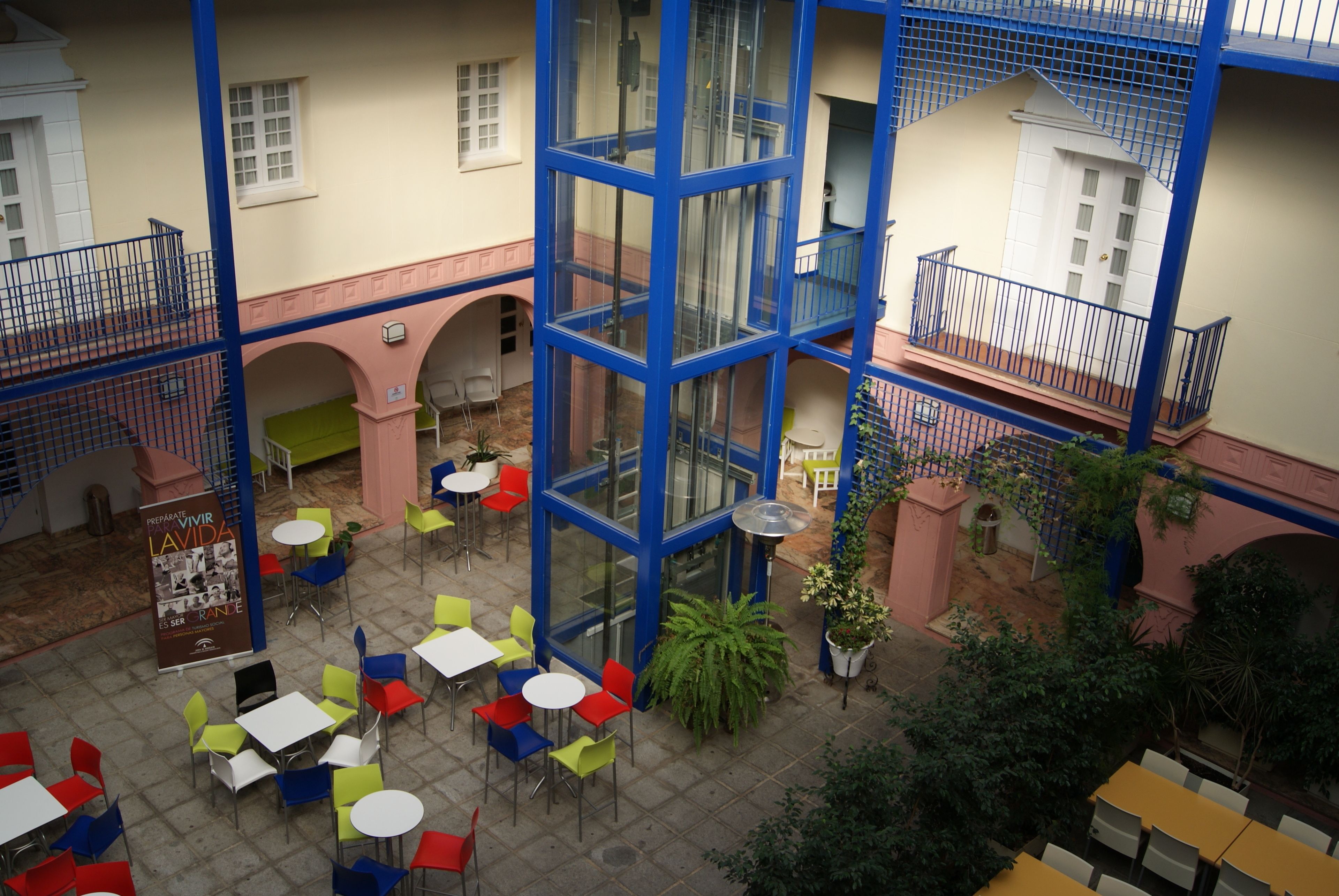 Foto - Albergue Inturjoven Huelva
