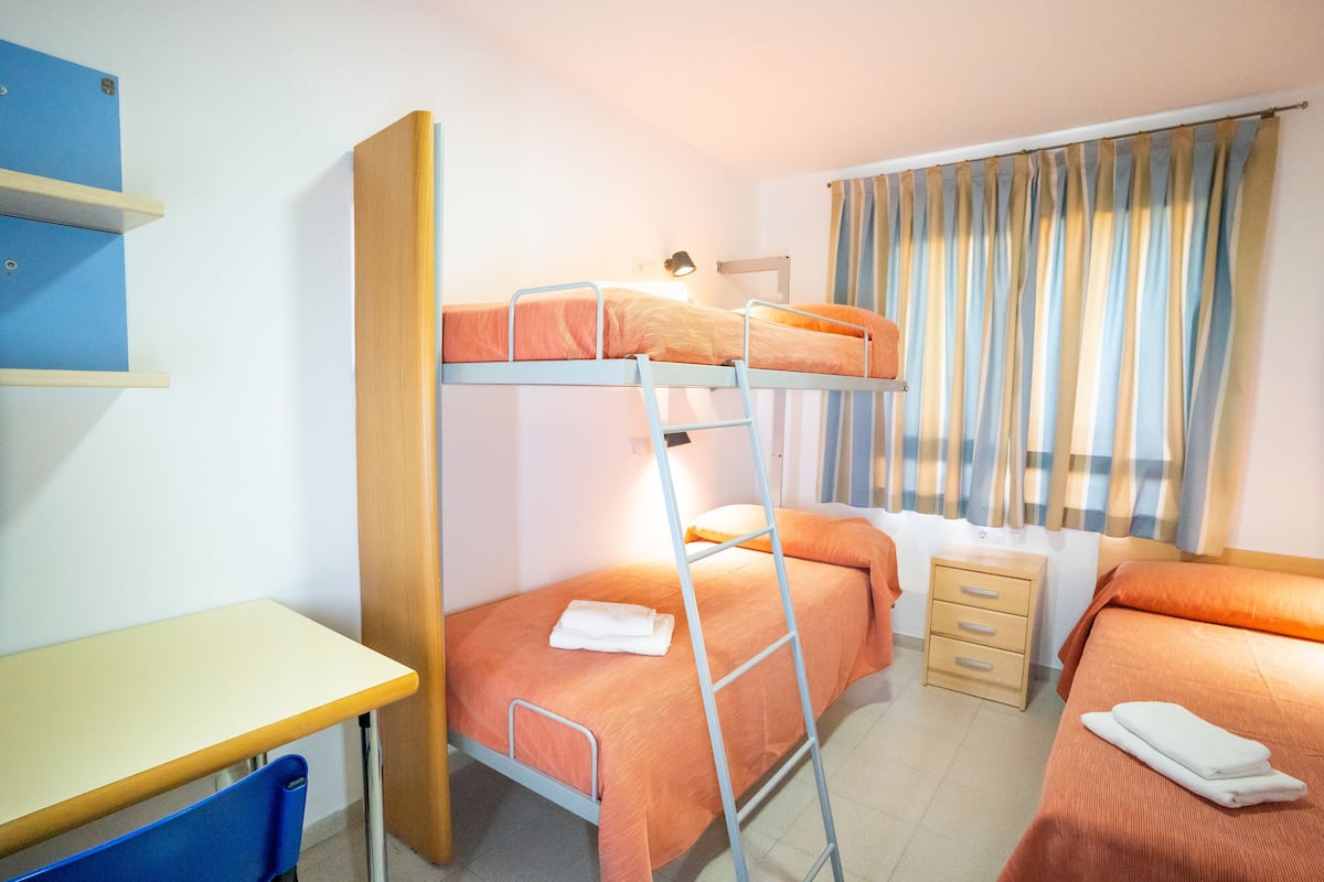 desk, blackout curtains, free wifi, bed sheets