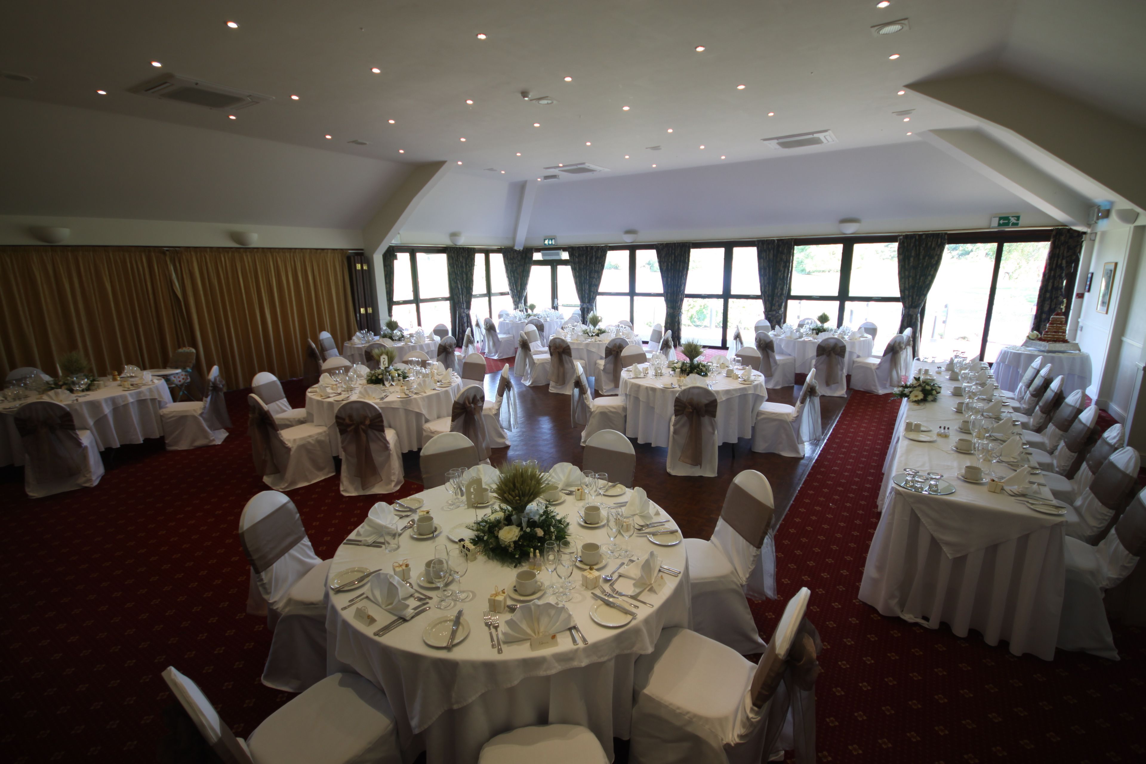 Banquet hall