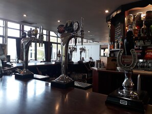 Bar (en la propiedad)