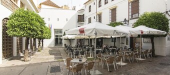 Albergue Inturjoven Córdoba - Hostel