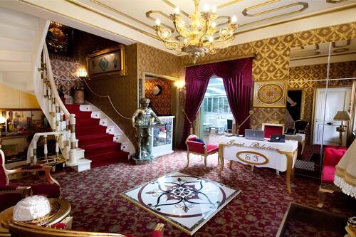 Reception hall