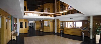 Albergue Inturjoven Sierra Nevada - Hostel