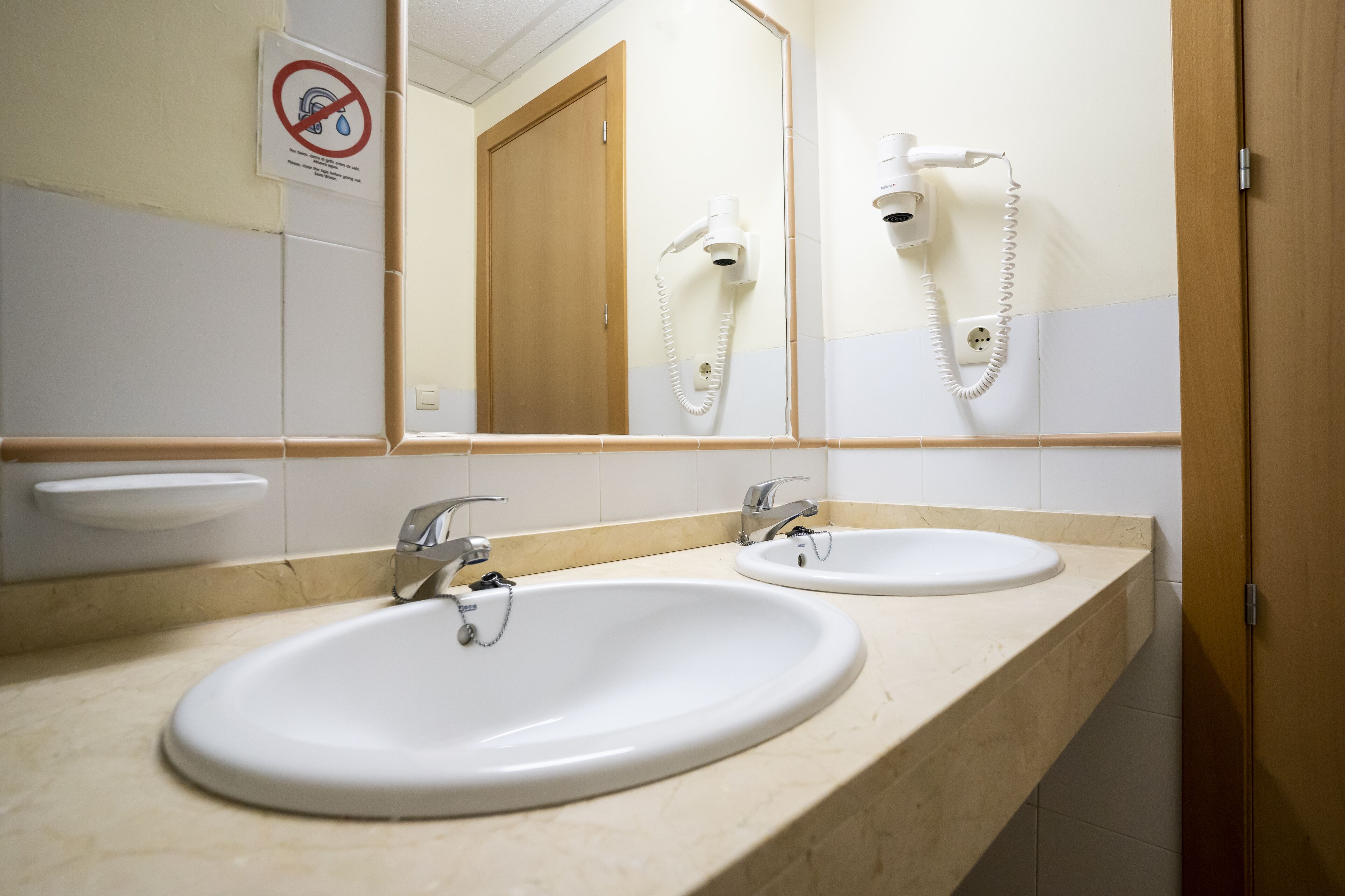 Photo - Sierra Nevada Hostel