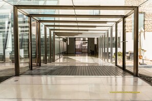 Terrace/patio - Albergue Inturjoven & Jaen - Hostel (Jaén)