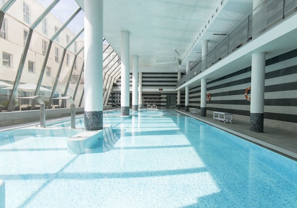 Sauna, hot tub, body treatments, hydrotherapy, aromatherapy, body wraps