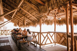 Desayuno continental incluido todos los días 