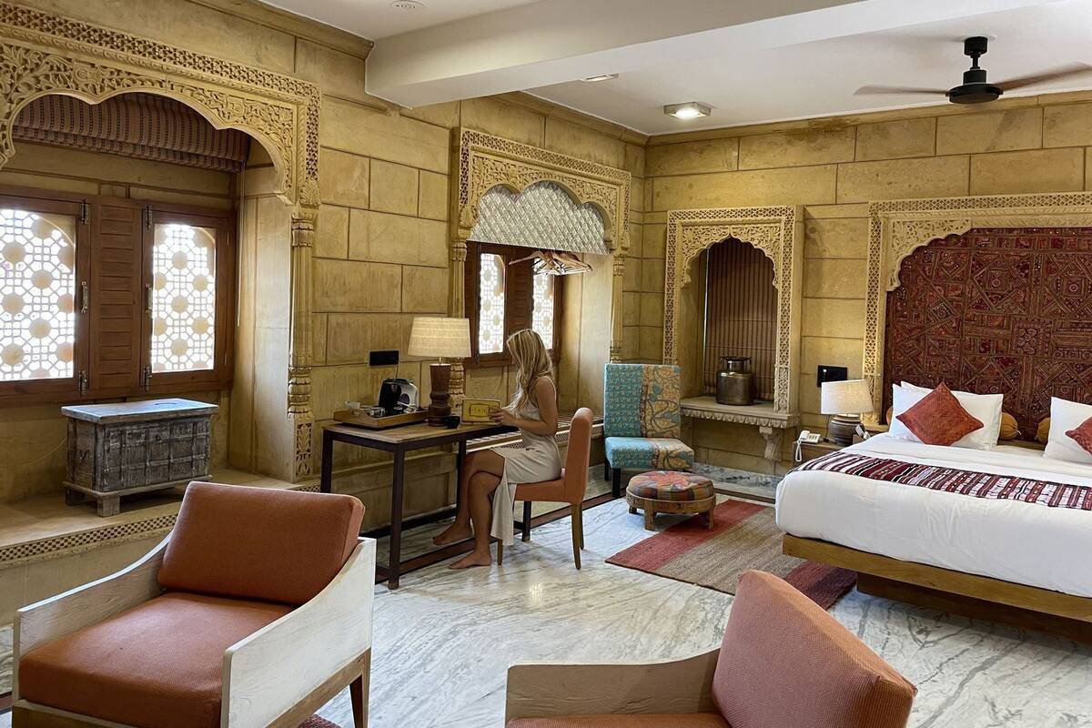 Zimmersafe, Schreibtisch, laptopgeeigneter Arbeitsplatz, Zustellbetten