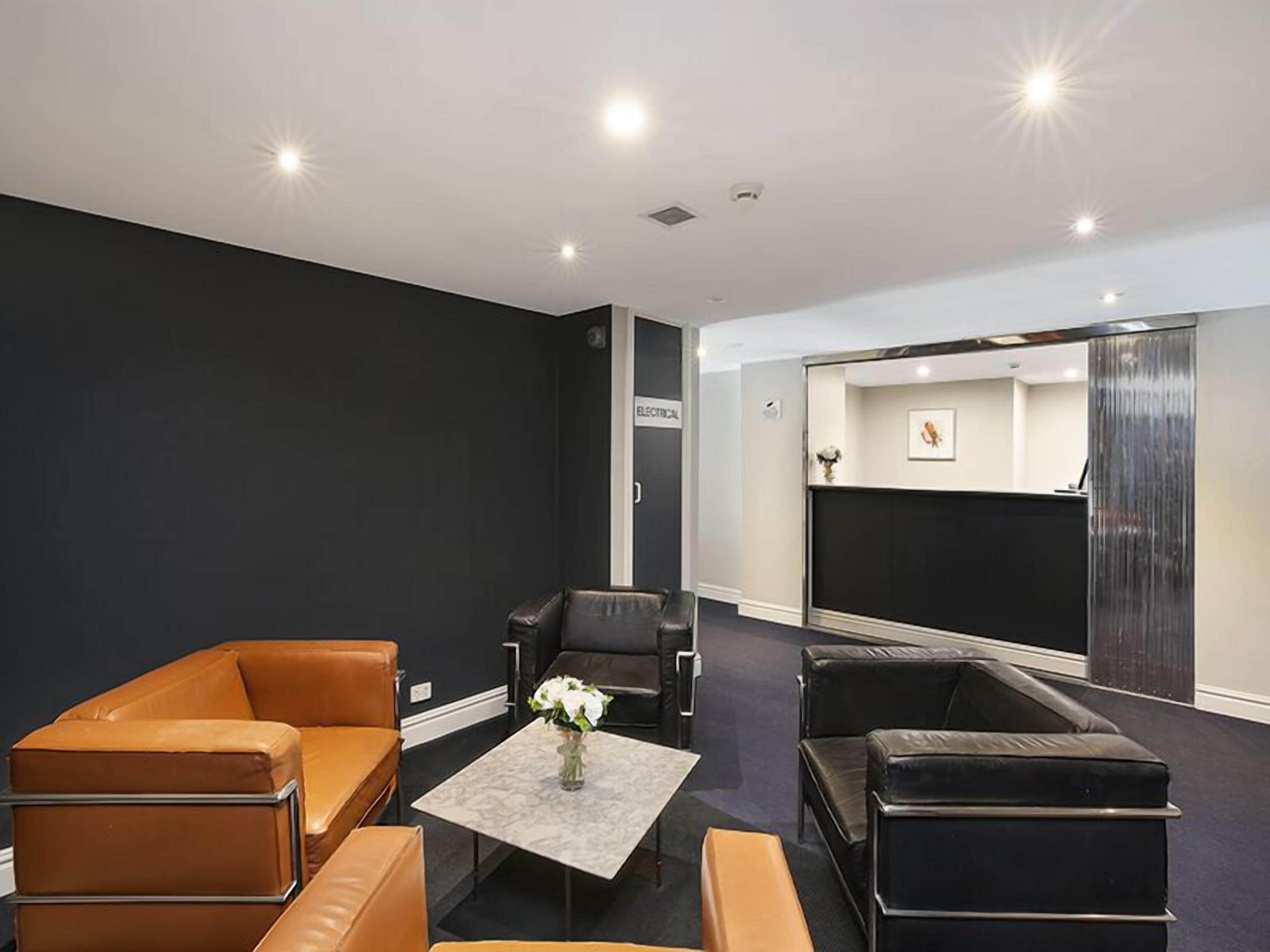 Sydney Airport Suites — image 30