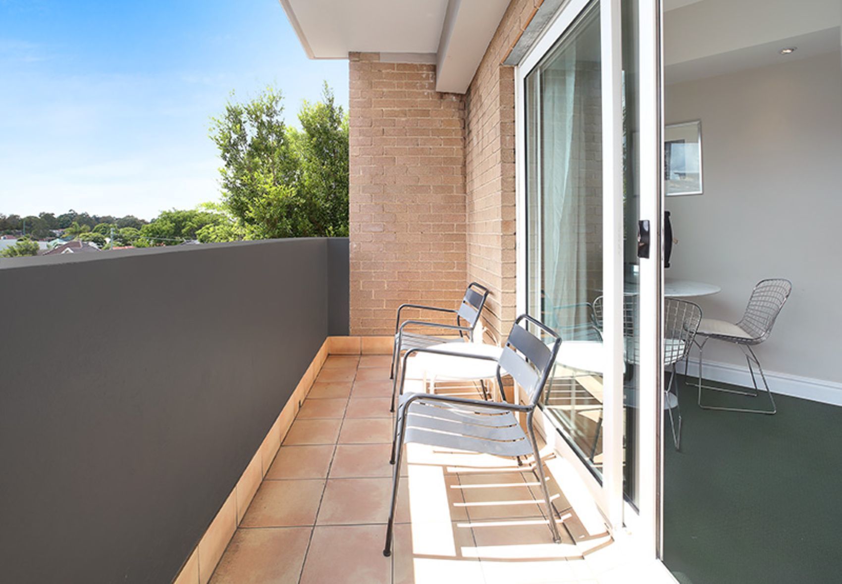 Sydney Airport Suites — image 21