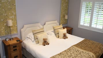 Kamar (Bluebell) | Seprai premium dan didekorasi berbeda-beda