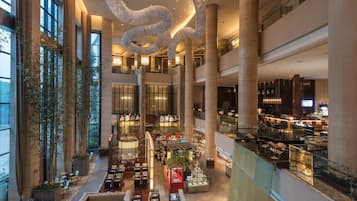 3 restaurants, Chinese cuisine