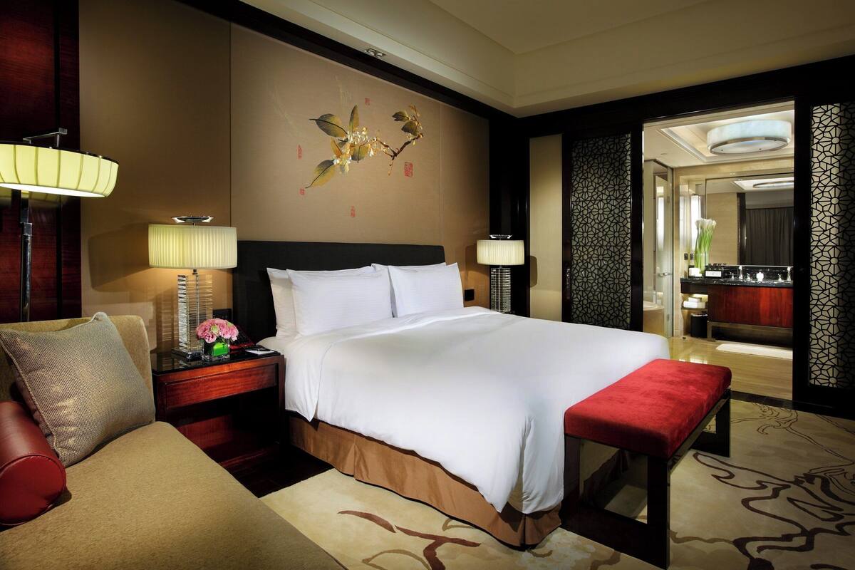Minibar, in-room safe, desk, blackout drapes