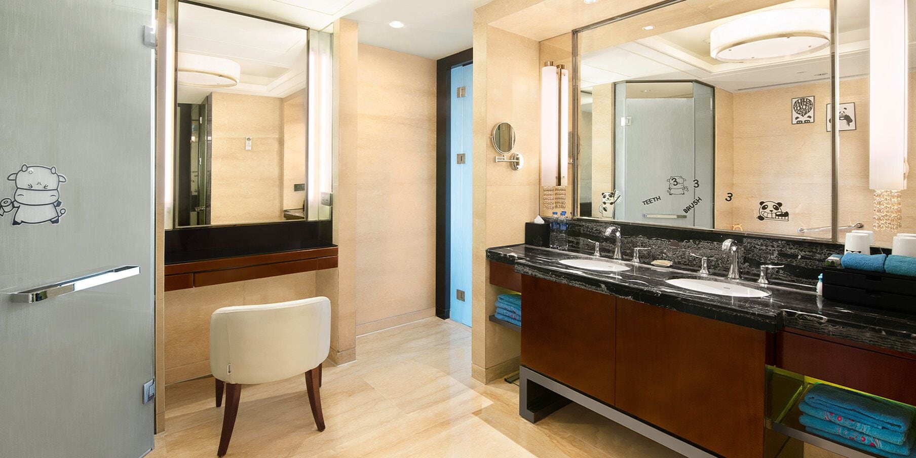 Minibar, in-room safe, desk, blackout curtains