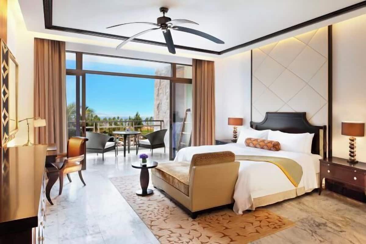 1 Schlafzimmer, hochwertige Bettwaren, Daunenbettdecken