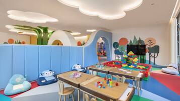 Children’s play area – indoor
