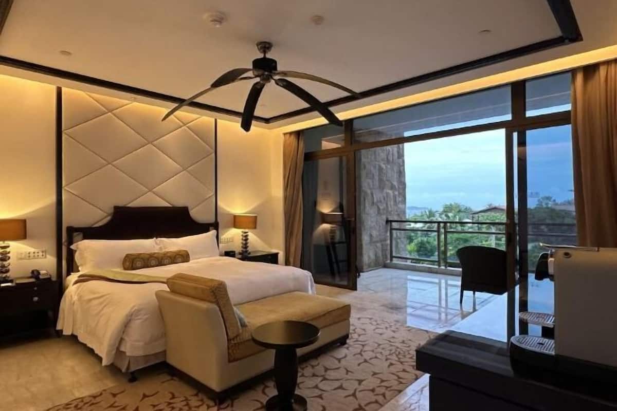 1 Schlafzimmer, hochwertige Bettwaren, Daunenbettdecken