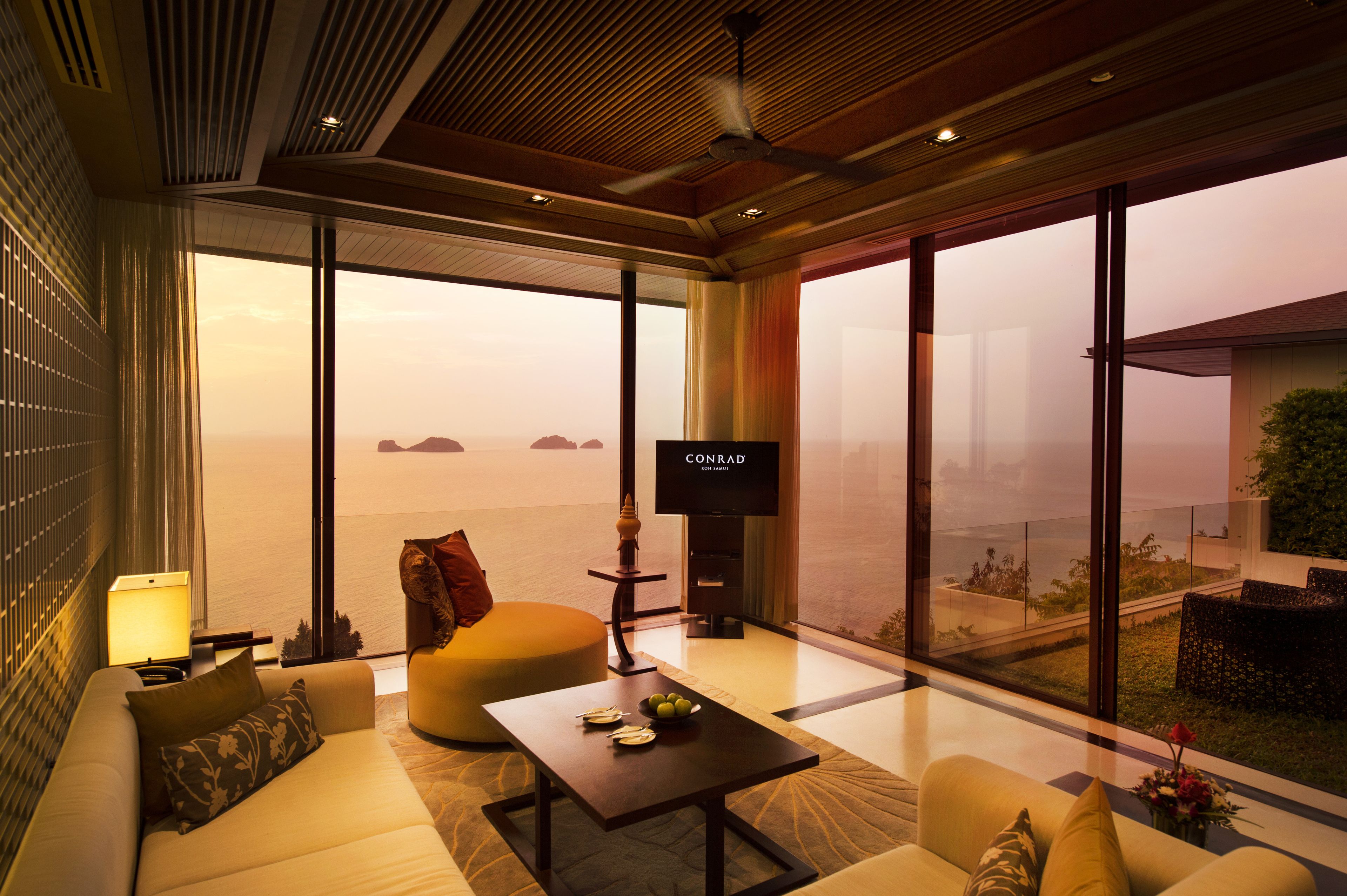 55-inch lcd tv with cable channels, tv, ipod dock