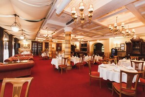 Se sirven desayunos, almuerzos, cenas y cocina internacional 