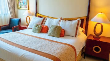 Deluxe-Einzelzimmer, 1 King-Bett | Hochwertige Bettwaren, Zimmersafe, Schreibtisch